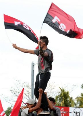 Miles claman por la Paz y la No Violencia