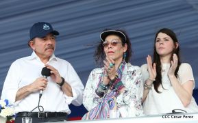 Miles claman por la Paz y la No Violencia