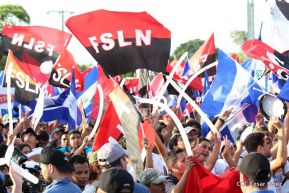 Miles claman por la Paz y la No Violencia