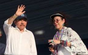 Miles claman por la Paz y la No Violencia