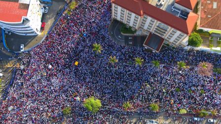 Miles claman por la Paz y la No Violencia