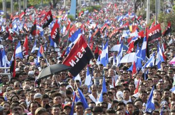 Miles claman por la Paz y la No Violencia