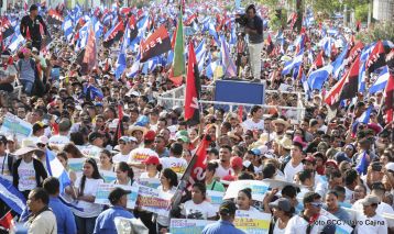 Miles claman por la Paz y la No Violencia