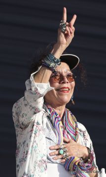 Miles claman por la Paz y la No Violencia