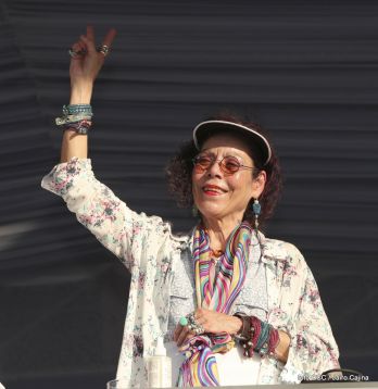 Miles claman por la Paz y la No Violencia