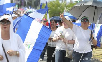 Miles claman por la Paz y la No Violencia