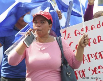 Miles claman por la Paz y la No Violencia