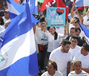 Miles claman por la Paz y la No Violencia