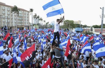 Miles claman por la Paz y la No Violencia