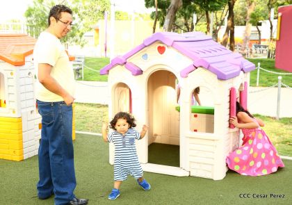 Familias celebran en paz y amor el primero de Mayo en espacios de recreación construidos por el Gobierno