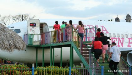 Familias celebran en paz y amor el primero de Mayo en espacios de recreación construidos por el Gobierno