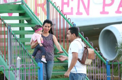 Familias celebran en paz y amor el primero de Mayo en espacios de recreación construidos por el Gobierno