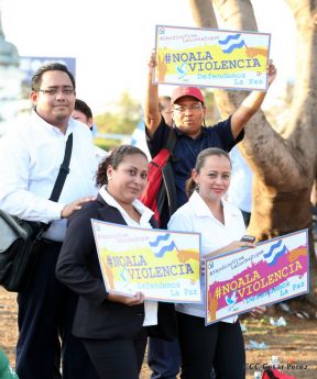 Miles piden por la Paz y el Diálogo en Nicaragua