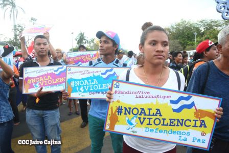 Miles piden por la Paz y el Diálogo en Nicaragua
