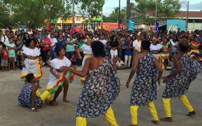 Caminatas y oraciones por la paz en el Día de la Dignidad Nacional