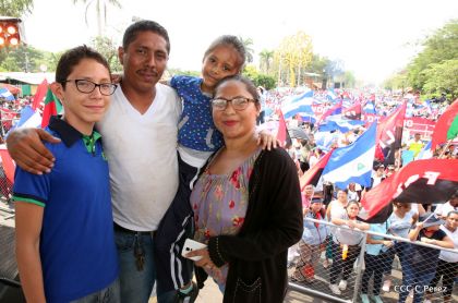 Canto a Sandino por la Paz en el 123 Aniversario del Nacimiento del General de Hombres Libres