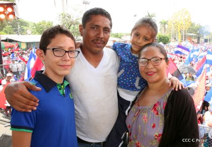 Canto a Sandino por la Paz en el 123 Aniversario del Nacimiento del General de Hombres Libres