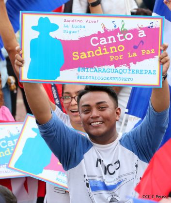 Canto a Sandino por la Paz en el 123 Aniversario del Nacimiento del General de Hombres Libres