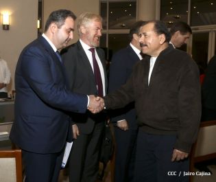 Presidente Daniel sostiene encuentro con delegación de la Federación Rusa