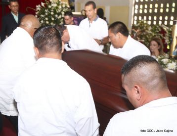 El Cardenal Miguel Obando, una luz en los caminos de Diálogo, Perdón, Reencuentro y Paz