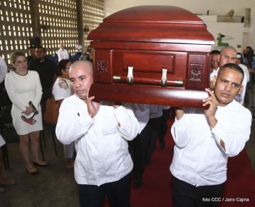 El Cardenal Miguel Obando, una luz en los caminos de Diálogo, Perdón, Reencuentro y Paz