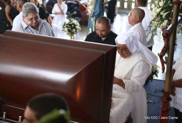 El Cardenal Miguel Obando, una luz en los caminos de Diálogo, Perdón, Reencuentro y Paz
