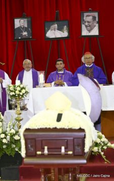 El Cardenal Miguel Obando, una luz en los caminos de Diálogo, Perdón, Reencuentro y Paz