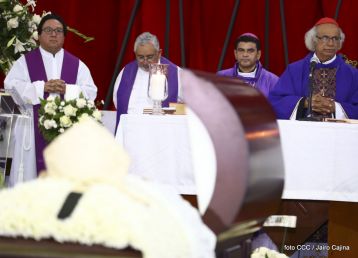 El Cardenal Miguel Obando, una luz en los caminos de Diálogo, Perdón, Reencuentro y Paz