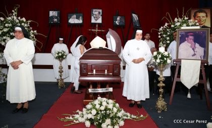 El Cardenal Miguel Obando, una luz en los caminos de Diálogo, Perdón, Reencuentro y Paz