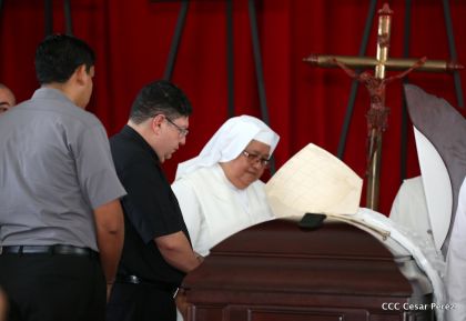 El Cardenal Miguel Obando, una luz en los caminos de Diálogo, Perdón, Reencuentro y Paz