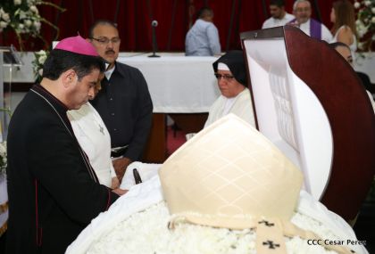 El Cardenal Miguel Obando, una luz en los caminos de Diálogo, Perdón, Reencuentro y Paz