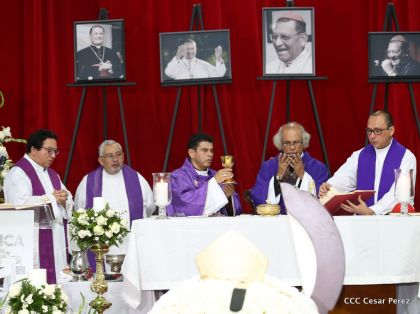 El Cardenal Miguel Obando, una luz en los caminos de Diálogo, Perdón, Reencuentro y Paz