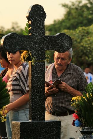 Nicaragua visita cementerios en Día de los Fieles Difuntos