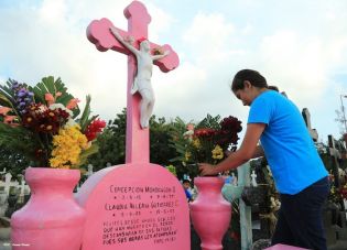 Nicaragua visita cementerios en Día de los Fieles Difuntos