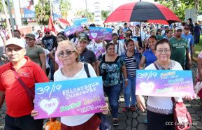 Miles caminaron por la Paz en Nicaragua