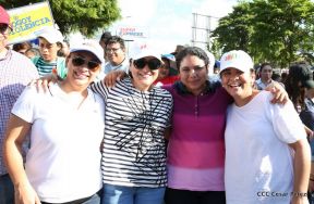 Miles caminaron por la Paz en Nicaragua