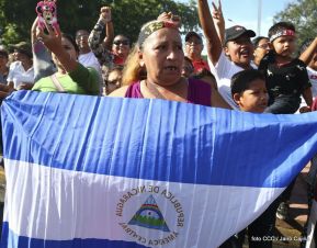 Miles caminaron por la Paz en Nicaragua