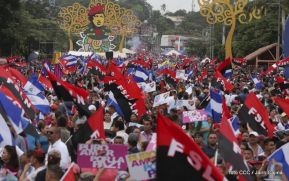 Pueblo nicaragüense camina por la paz y la tranquilidad