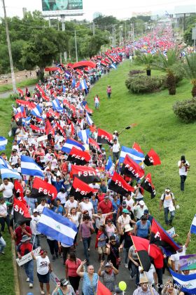 Pueblo nicaragüense camina por la paz y la tranquilidad