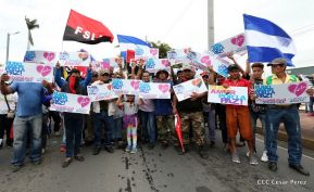 Pueblo nicaragüense camina por la paz y la tranquilidad