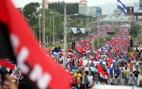 Pueblo nicaragüense camina por la paz y la tranquilidad