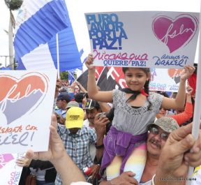 Pueblo nicaragüense camina por la paz y la tranquilidad