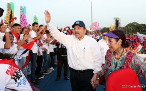 Familias reafirman compromiso por la paz y ratifican apoyo al Gobierno del Presidente Daniel y la Compañera Rosario