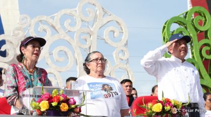 Familias reafirman compromiso por la paz y ratifican apoyo al Gobierno del Presidente Daniel y la Compañera Rosario