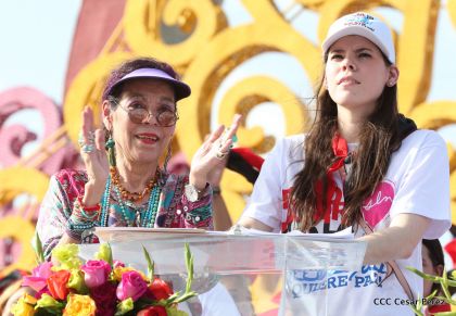 Familias reafirman compromiso por la paz y ratifican apoyo al Gobierno del Presidente Daniel y la Compañera Rosario