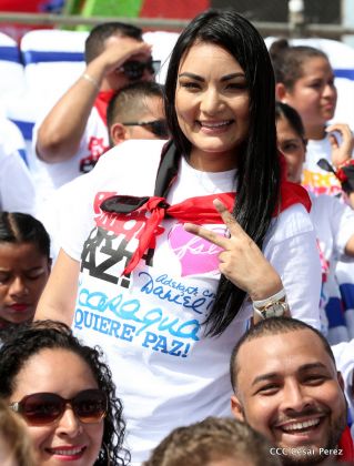 Familias reafirman compromiso por la paz y ratifican apoyo al Gobierno del Presidente Daniel y la Compañera Rosario