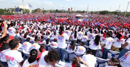 Familias reafirman compromiso por la paz y ratifican apoyo al Gobierno del Presidente Daniel y la Compañera Rosario