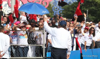 Familias reafirman compromiso por la paz y ratifican apoyo al Gobierno del Presidente Daniel y la Compañera Rosario