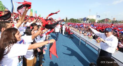 Familias reafirman compromiso por la paz y ratifican apoyo al Gobierno del Presidente Daniel y la Compañera Rosario