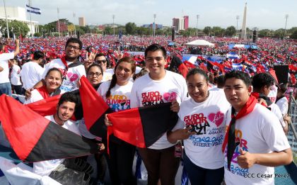 Familias reafirman compromiso por la paz y ratifican apoyo al Gobierno del Presidente Daniel y la Compañera Rosario